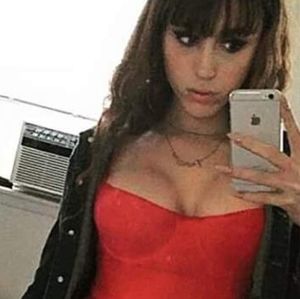 Meet your Posher, Julia